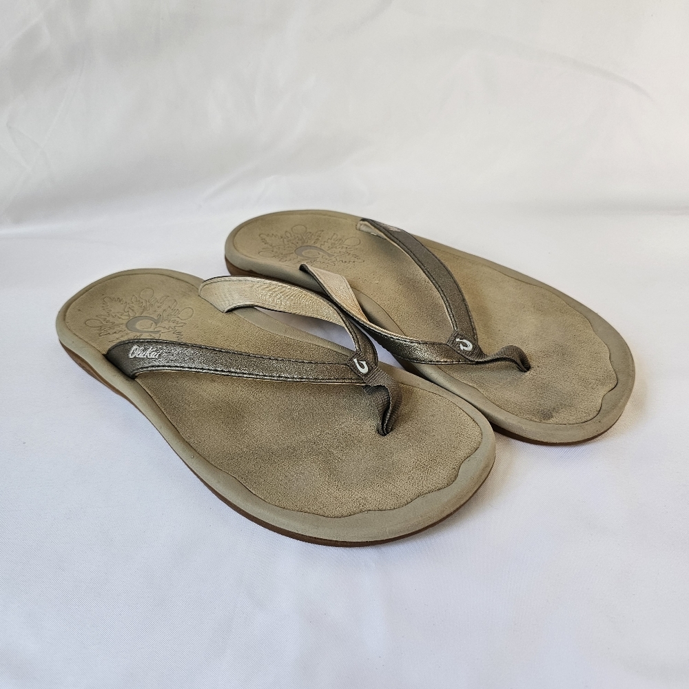 Olukai Women's Sandals Flip Flops 6